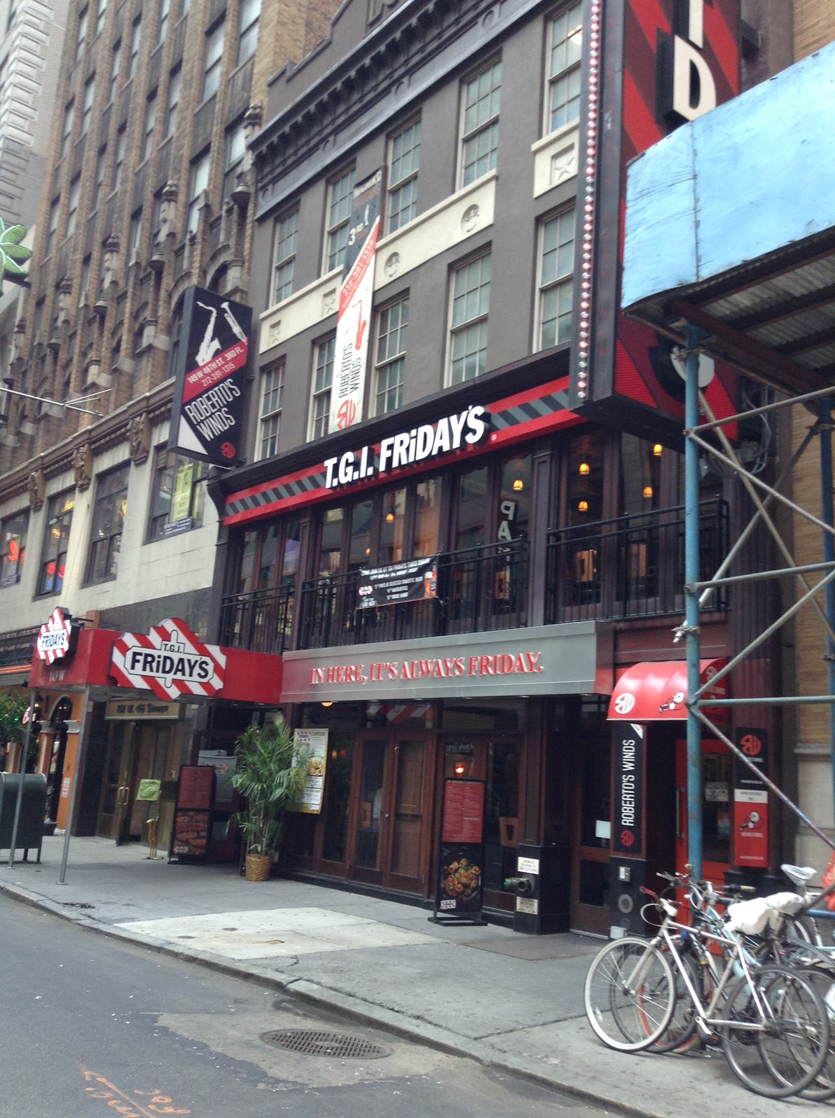 Photo of TGI Fridays in New York City, New York, United States - 1 Picture of Restaurant, Food, Point of interest, Establishment, Bar
