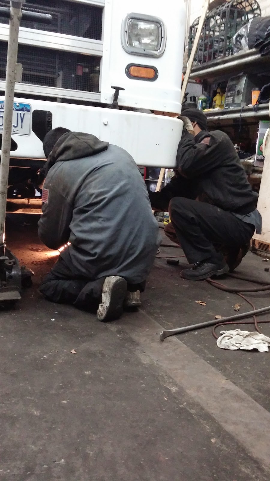 Photo of Y A Truck Tire Repair in Jamaica City, New York, United States - 5 Picture of Point of interest, Establishment, Store, Car repair