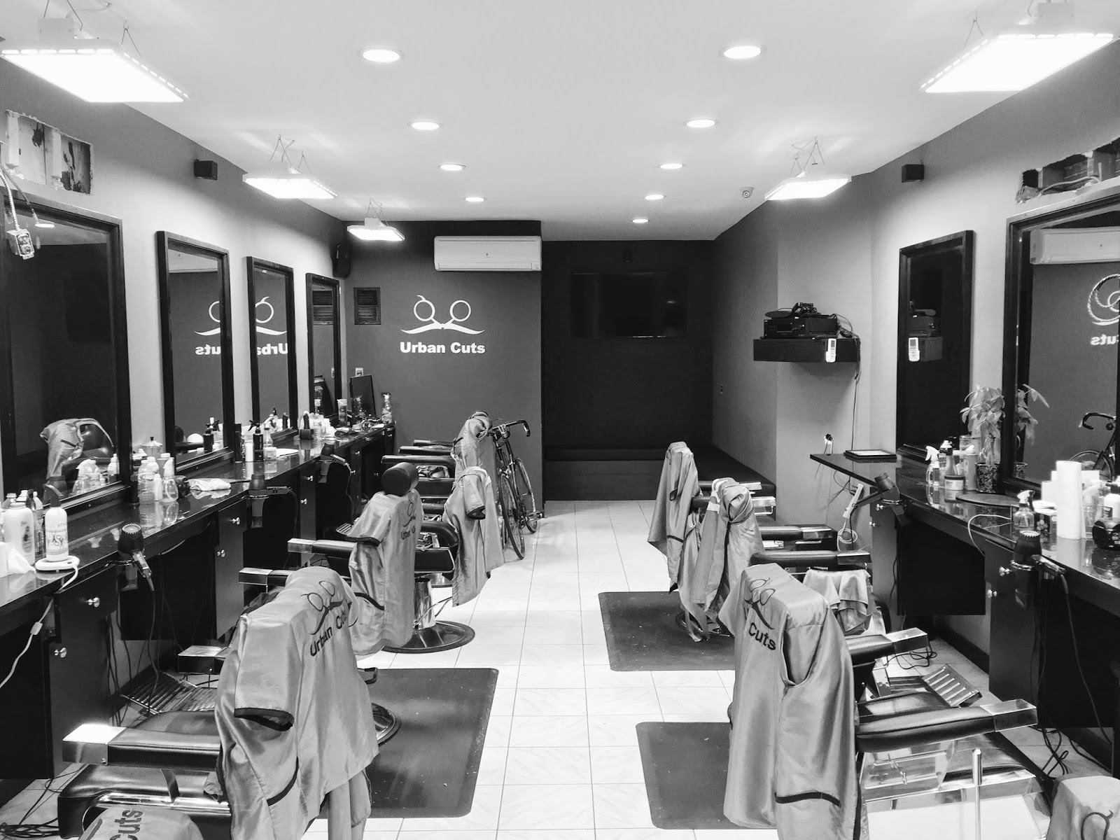 Photo of Urban Cuts in Queens City, New York, United States - 2 Picture of Point of interest, Establishment, Health, Hair care