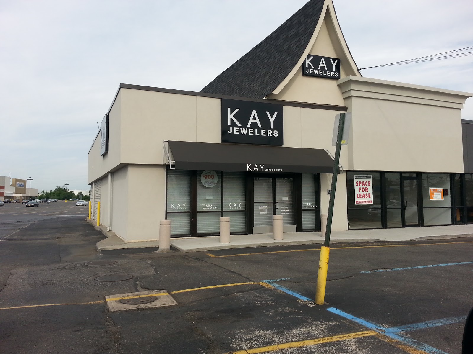 Photo of Kay Jewelers in Lawrence City, New York, United States - 1 Picture of Point of interest, Establishment, Store, Jewelry store