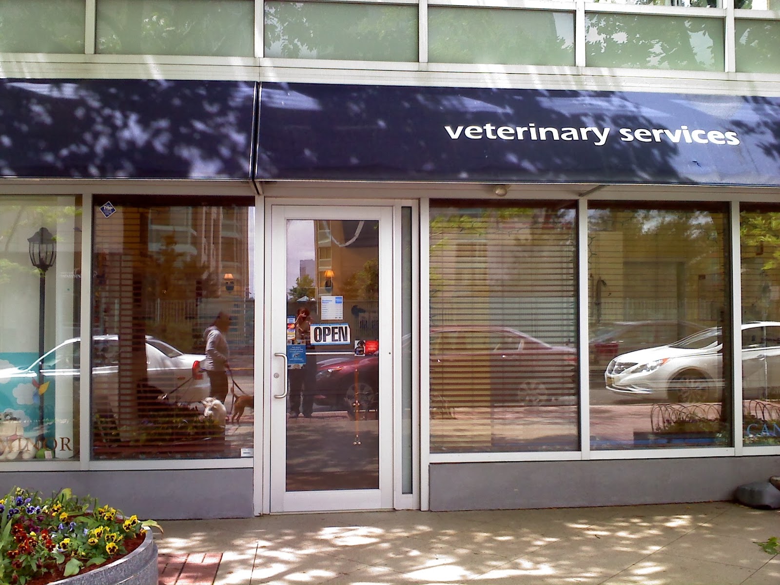 Photo of Newport Veterinary Center in Jersey City, New Jersey, United States - 1 Picture of Point of interest, Establishment, Veterinary care