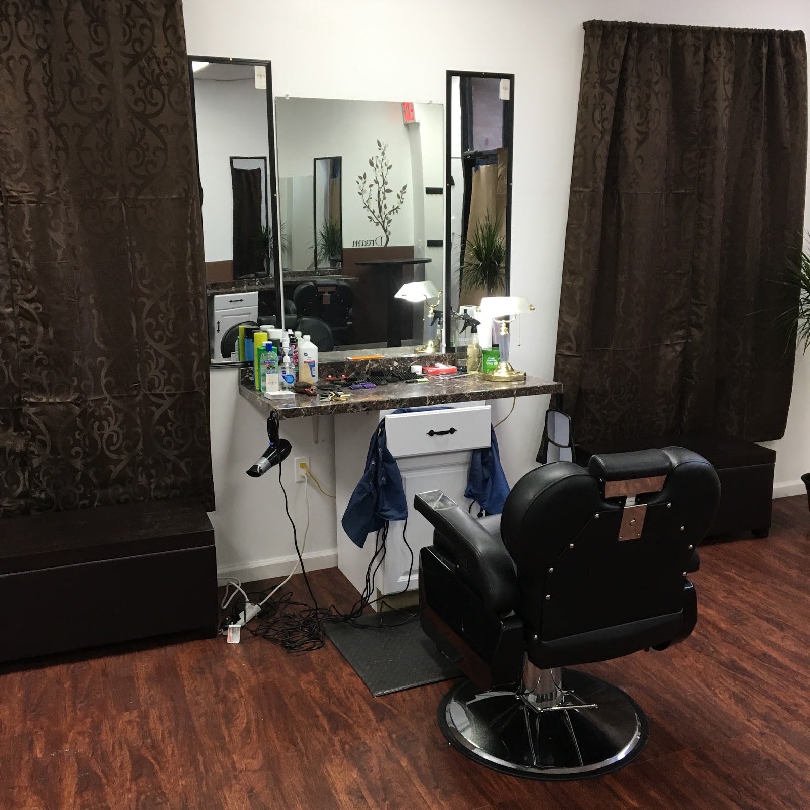 Photo of Classic touch cuts llc in Bronx City, New York, United States - 3 Picture of Point of interest, Establishment, Health, Hair care