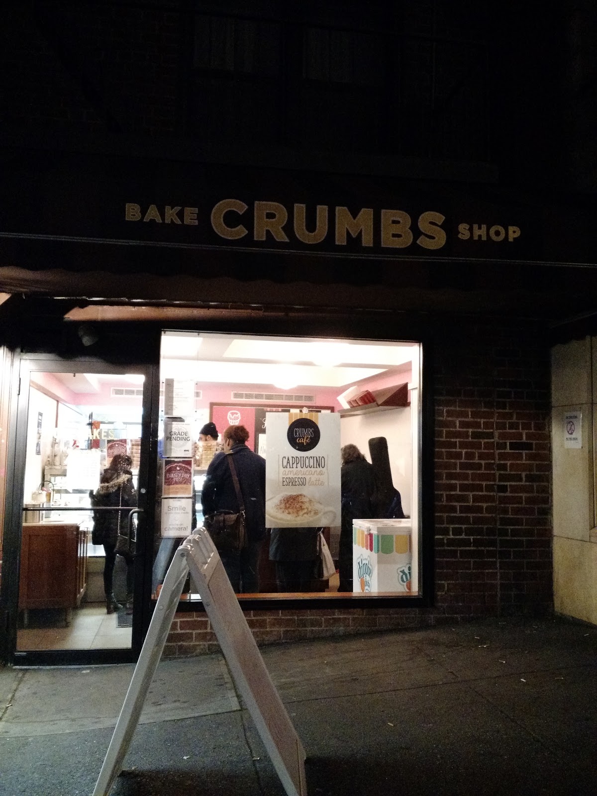 Photo of Crumbs in New York City, New York, United States - 1 Picture of Food, Point of interest, Establishment, Store, Bakery