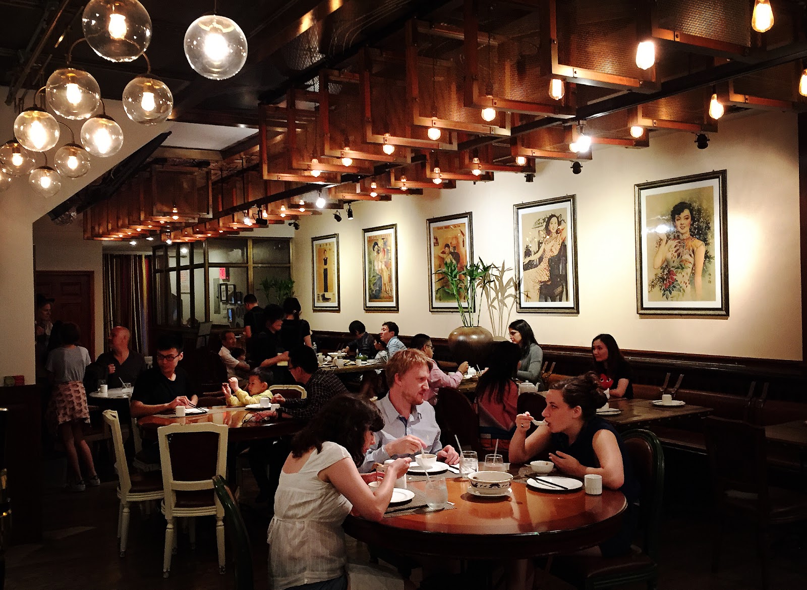 Photo of 蘇杭餐厅 TIPSY SHANGHAI in New York City, New York, United States - 2 Picture of Restaurant, Food, Point of interest, Establishment