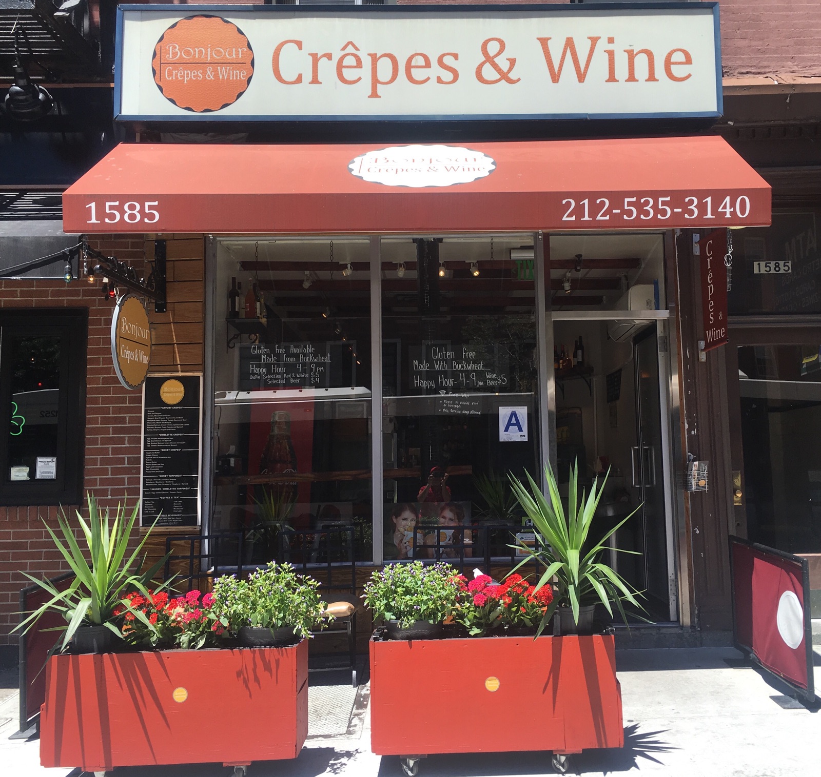 Photo of Bonjour Crepes & Wine in New York City, New York, United States - 1 Picture of Restaurant, Food, Point of interest, Establishment, Store, Meal takeaway, Cafe