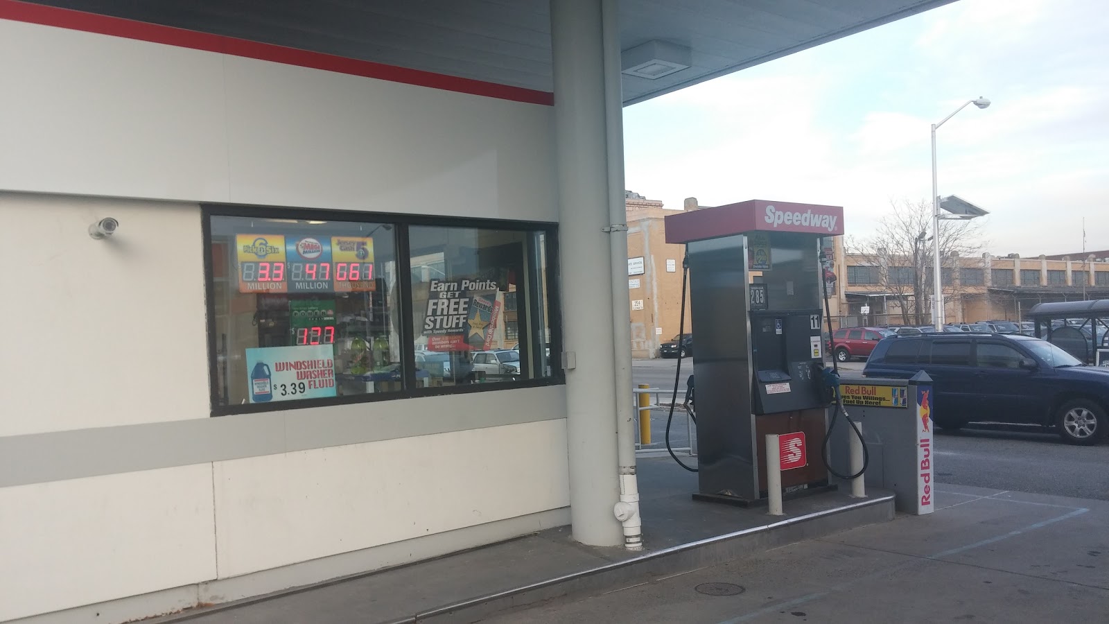 Photo of Speedway in Newark City, New Jersey, United States - 1 Picture of Food, Point of interest, Establishment, Store, Gas station, Convenience store