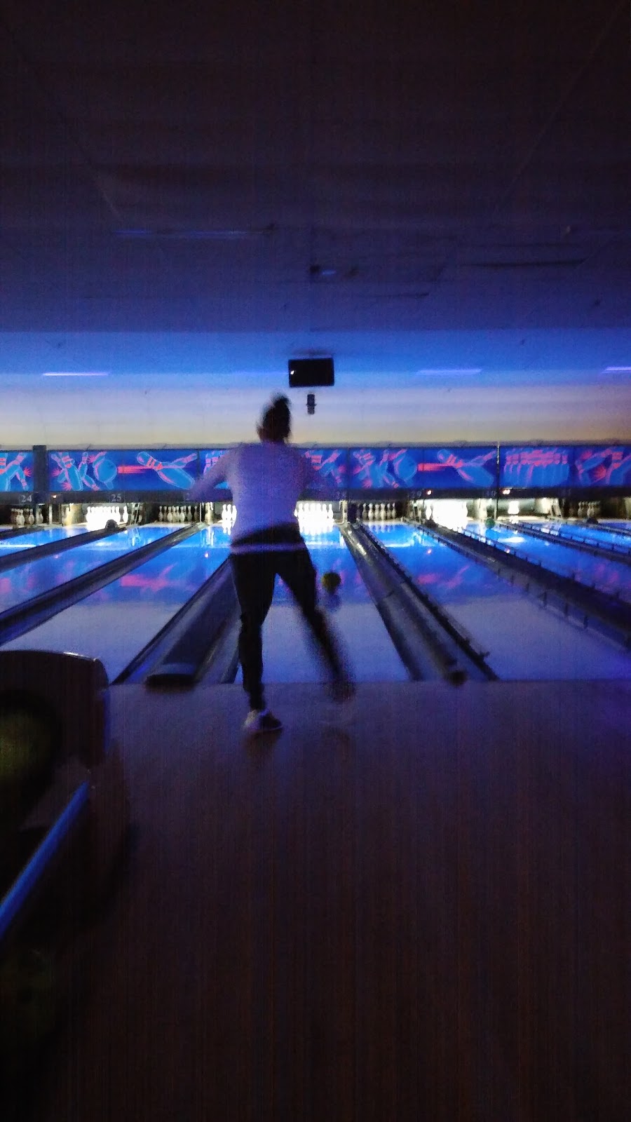 Photo of Bowl 360 in Ozone Park City, New York, United States - 4 Picture of Point of interest, Establishment, Bowling alley