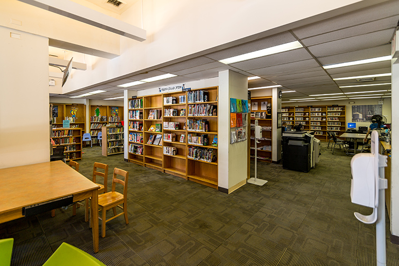 Photo of Roosevelt Island Library in New York City, New York, United States - 2 Picture of Point of interest, Establishment, Library