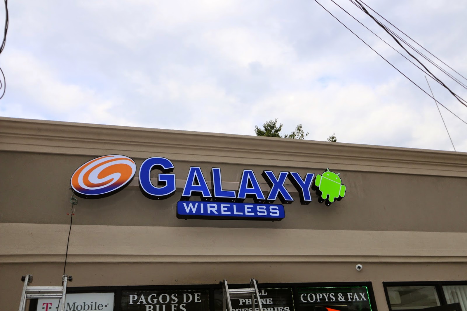 Photo of GALAXY WIRELESS in Hempstead City, New York, United States - 3 Picture of Point of interest, Establishment, Store