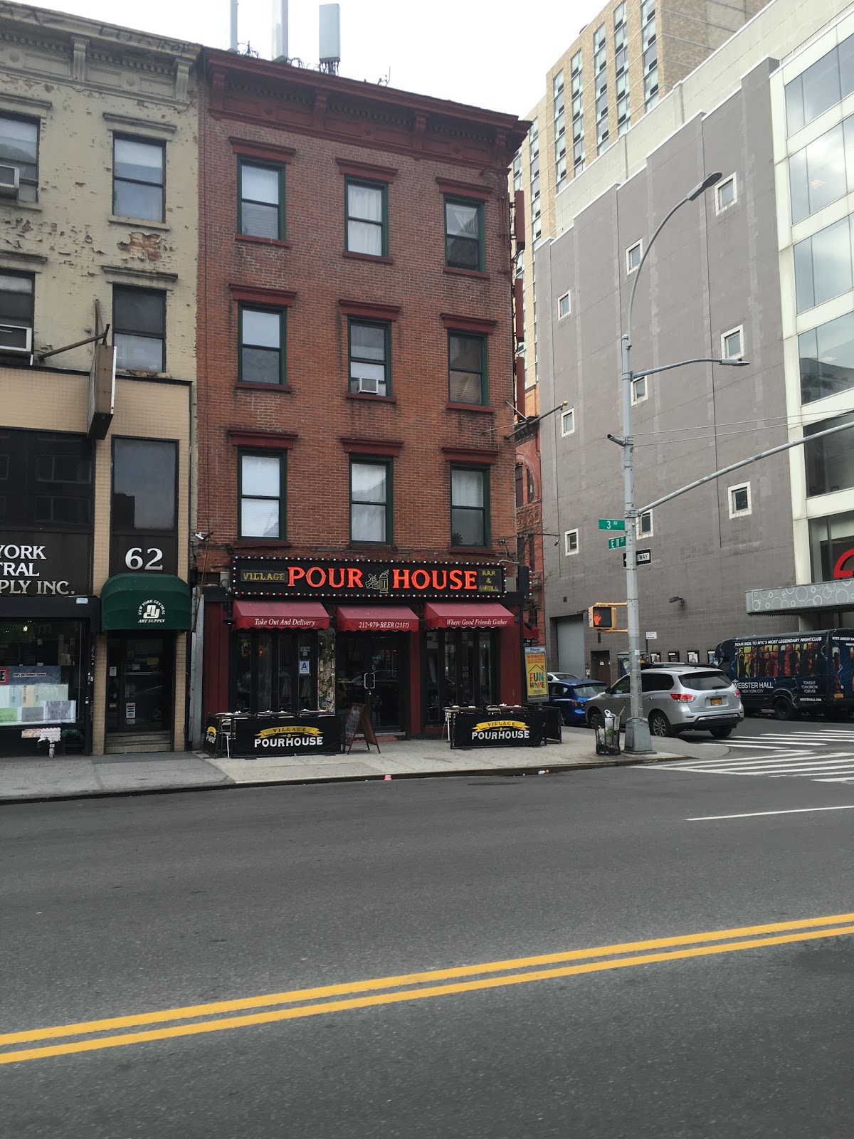 Photo of Village Pourhouse Downtown in New York City, New York, United States - 4 Picture of Restaurant, Food, Point of interest, Establishment, Bar