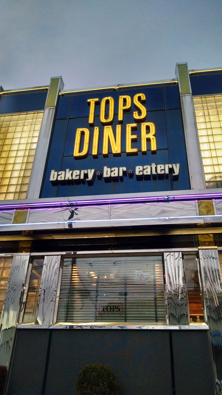 Photo of Tops Diner in East Newark City, New Jersey, United States - 6 Picture of Restaurant, Food, Point of interest, Establishment