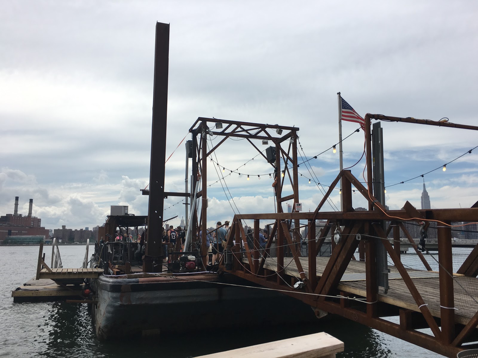 Photo of The Brooklyn Barge in Brooklyn City, New York, United States - 6 Picture of Restaurant, Food, Point of interest, Establishment, Bar