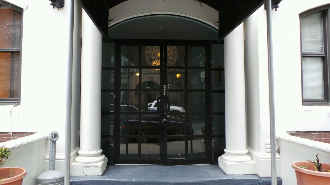 Photo of Hotel Montroyal in New York City, New York, United States - 1 Picture of Point of interest, Establishment, Lodging
