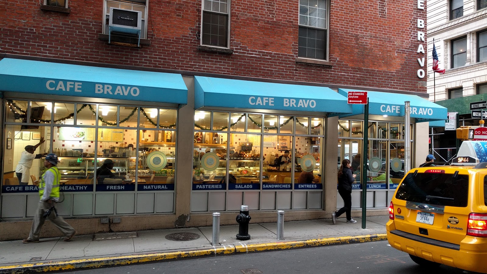 Photo of Cafe Bravo in New York City, New York, United States - 2 Picture of Restaurant, Food, Point of interest, Establishment, Meal takeaway