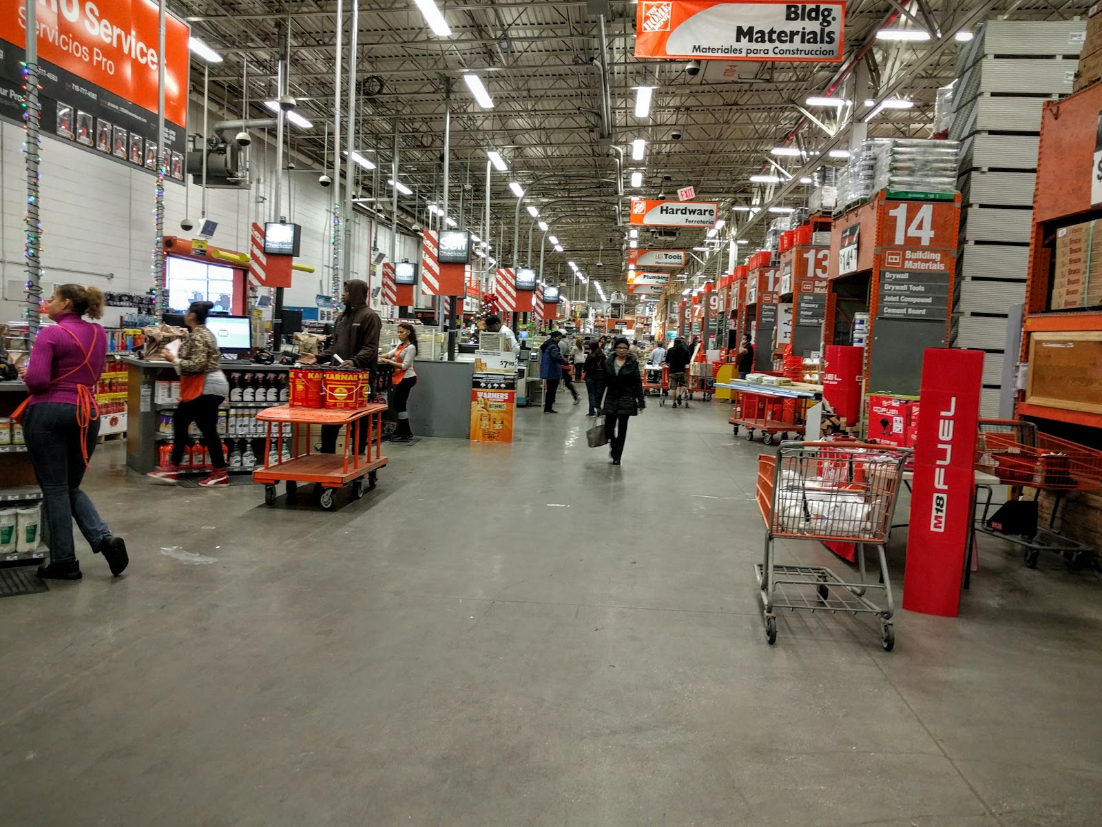 Photo of The Home Depot in Long Island City, New York, United States - 2 Picture of Point of interest, Establishment, Store, Home goods store, Furniture store, Hardware store
