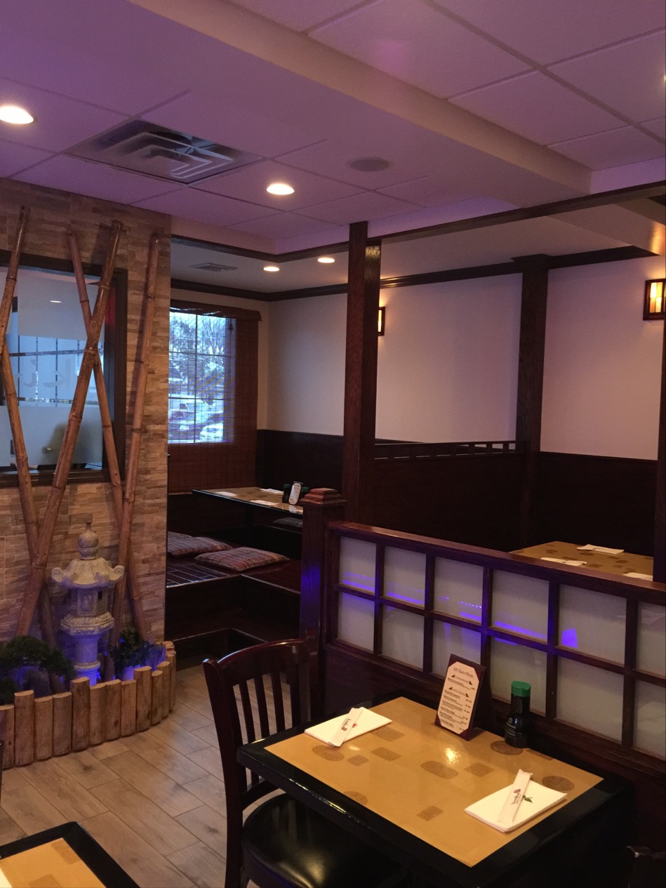 Photo of Kiraku Japanese Restaurant in Glen Head City, New York, United States - 4 Picture of Restaurant, Food, Point of interest, Establishment, Bar