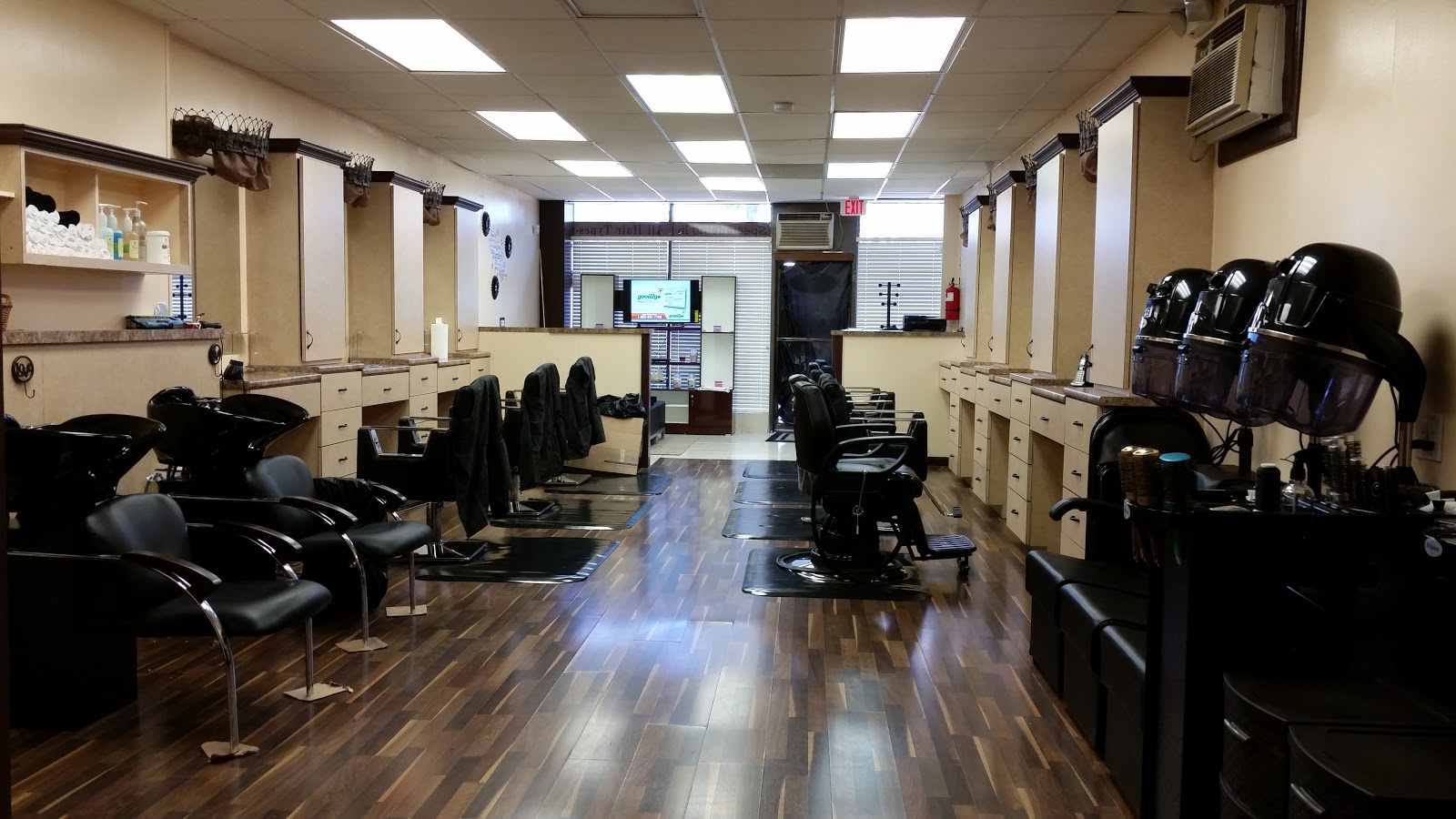 Photo of Vanity Perfections in Rahway City, New Jersey, United States - 4 Picture of Point of interest, Establishment, Hair care