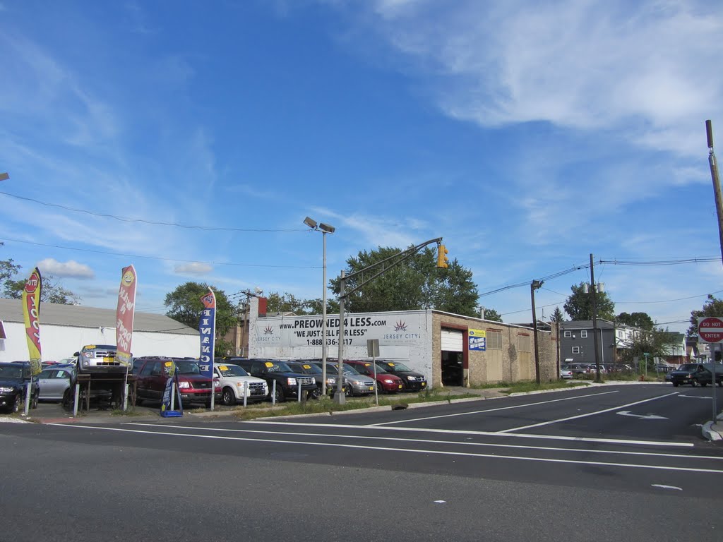 Photo of Jersey City Ford in Jersey City, New Jersey, United States - 1 Picture of Point of interest, Establishment, Car dealer, Store