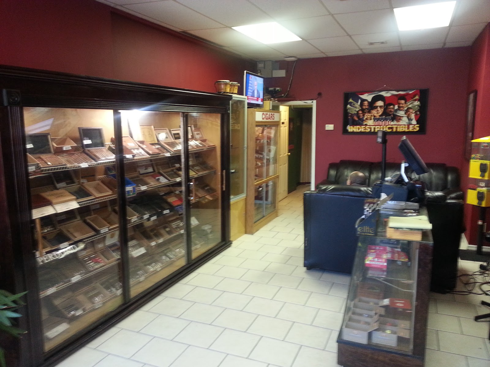 Photo of Little Habana cigars in Bayonne City, New Jersey, United States - 3 Picture of Point of interest, Establishment, Store