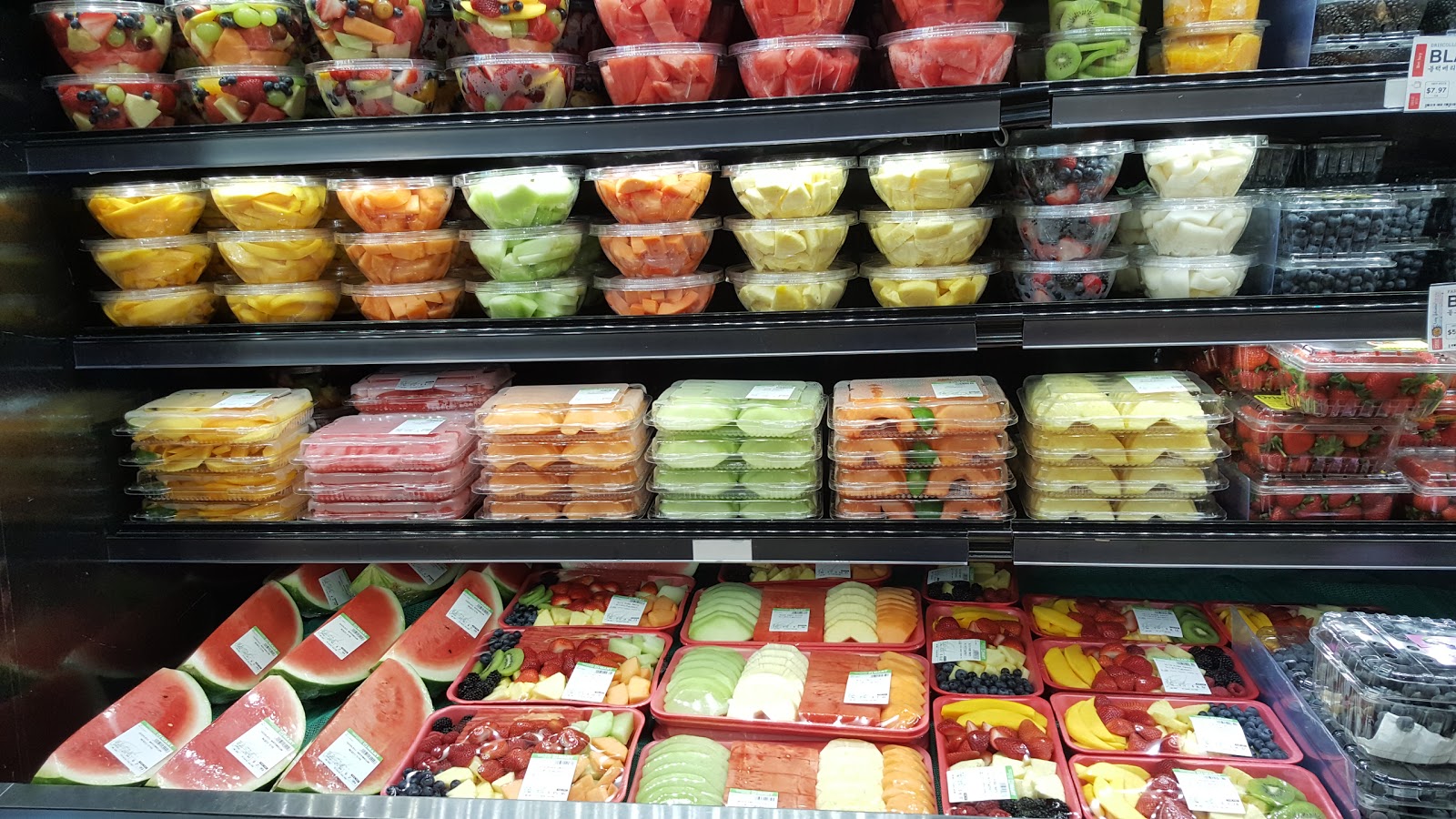 Photo of hmart in Leonia City, New Jersey, United States - 3 Picture of Point of interest, Establishment, Store