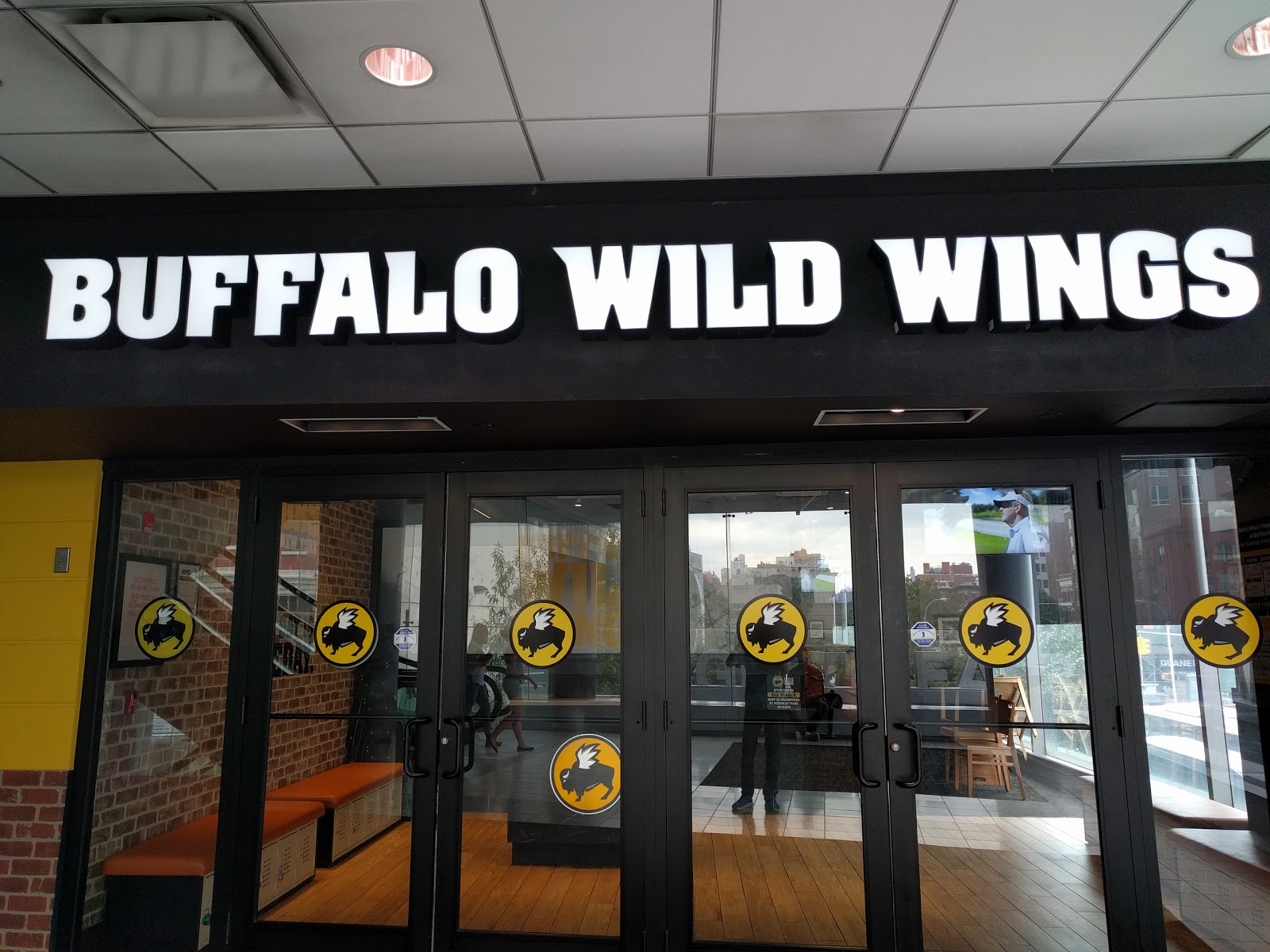 Photo of Buffalo Wild Wings in New York City, New York, United States - 5 Picture of Restaurant, Food, Point of interest, Establishment, Meal takeaway, Bar