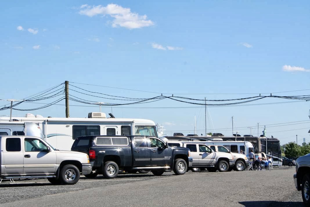 Photo of Liberty Harbor RV Park in Jersey City, New Jersey, United States - 6 Picture of Point of interest, Establishment, Transit station, Lodging, Travel agency, Storage, Park, Rv park, Campground