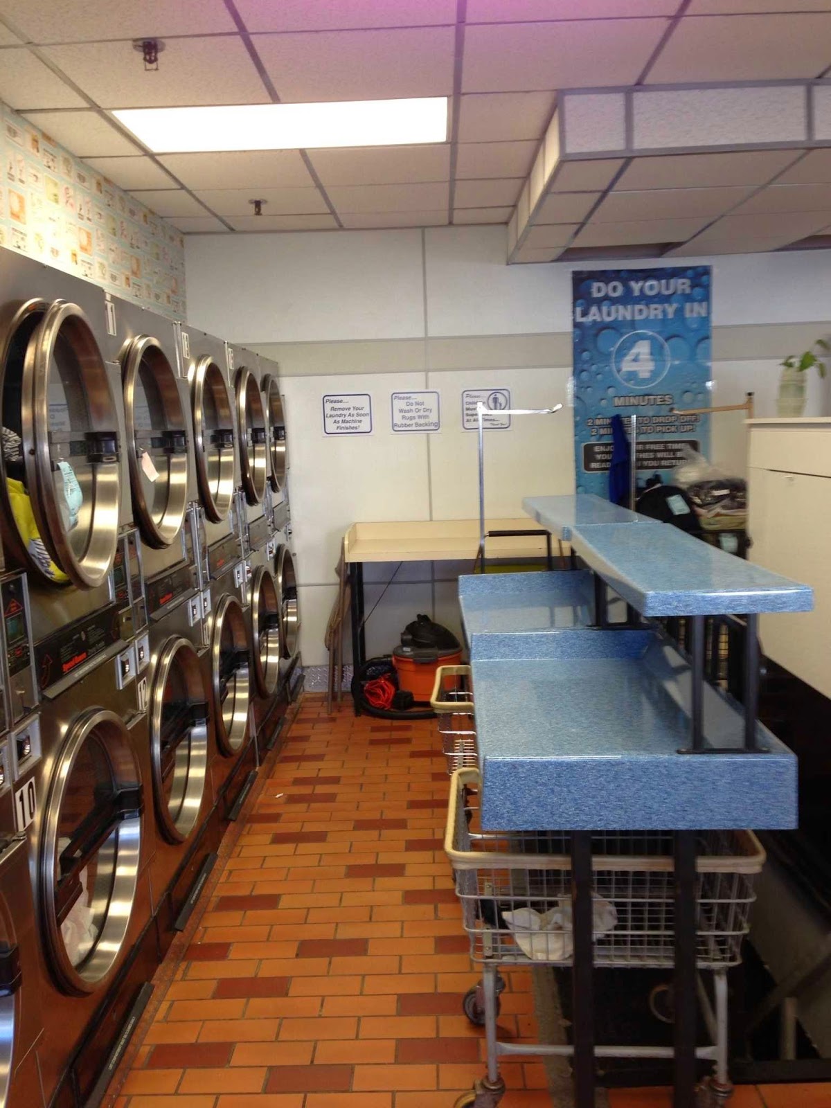 Photo of Lindenwood Laundromat in Howard Beach City, New York, United States - 2 Picture of Point of interest, Establishment, Laundry