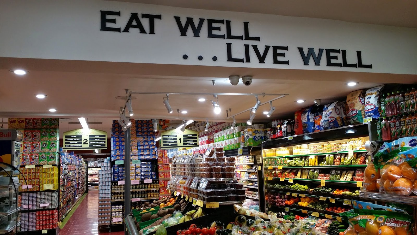 Photo of Green Apple Supermarket in Bronx City, New York, United States - 1 Picture of Food, Point of interest, Establishment, Store, Grocery or supermarket