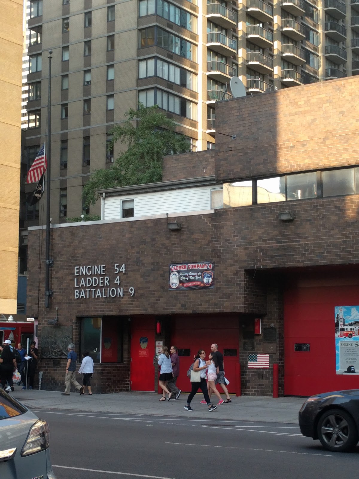 Photo of FDNY Engine 54/Ladder 4/Battalion 9 in New York City, New York, United States - 3 Picture of Point of interest, Establishment, Fire station