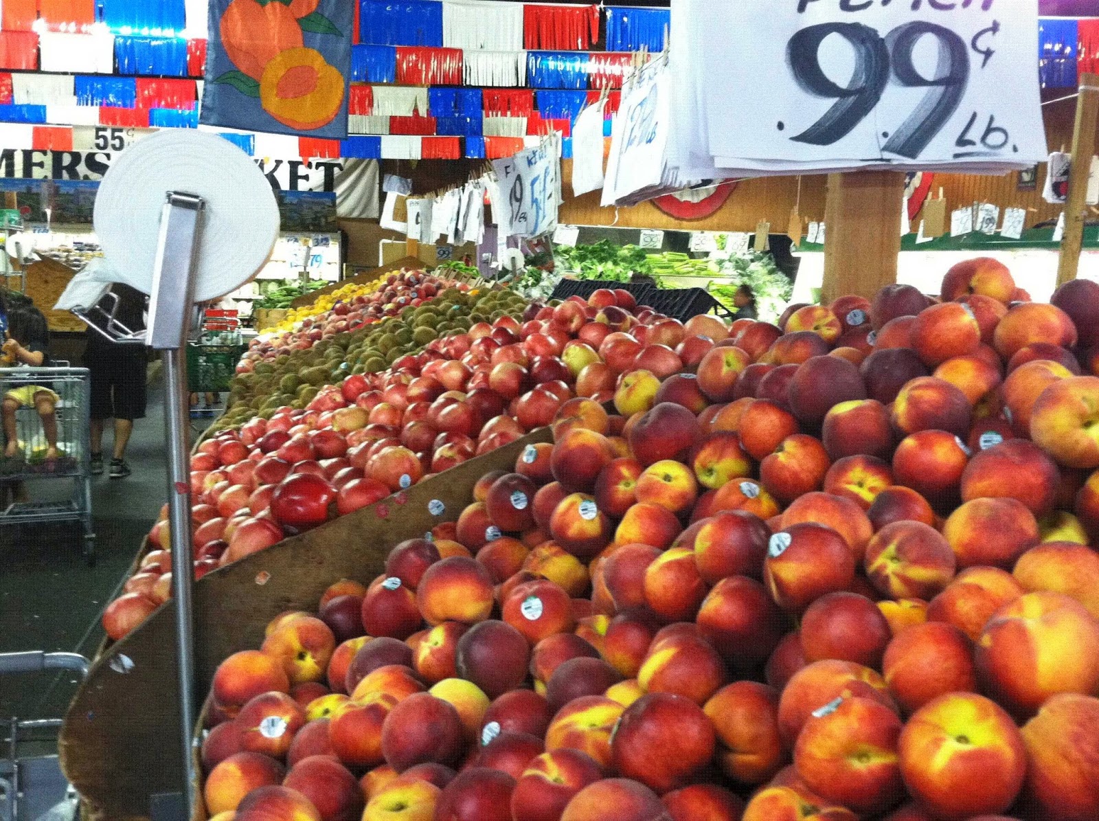 Photo of 17 Farmers Market Inc in East Rutherford City, New Jersey, United States - 2 Picture of Food, Point of interest, Establishment, Store, Grocery or supermarket