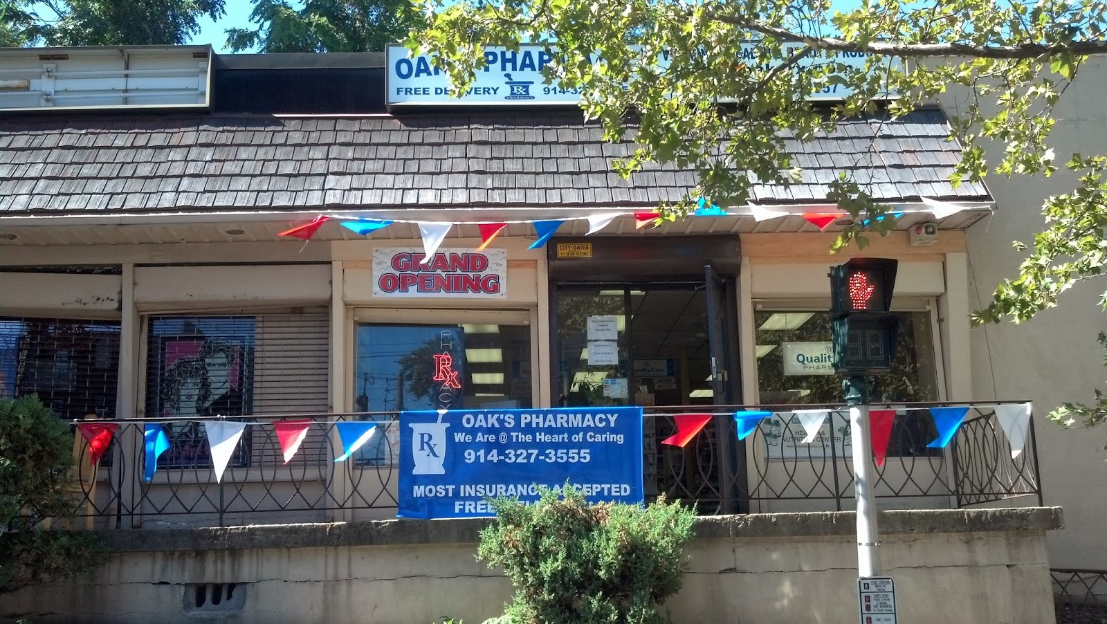 Photo of Oak's Pharmacy in Yonkers City, New York, United States - 1 Picture of Point of interest, Establishment, Store, Health, Pharmacy