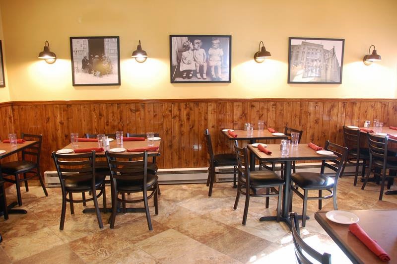 Photo of Zi Zia Pizzeria & Trattoria in Bloomfield City, New Jersey, United States - 3 Picture of Restaurant, Food, Point of interest, Establishment, Meal delivery