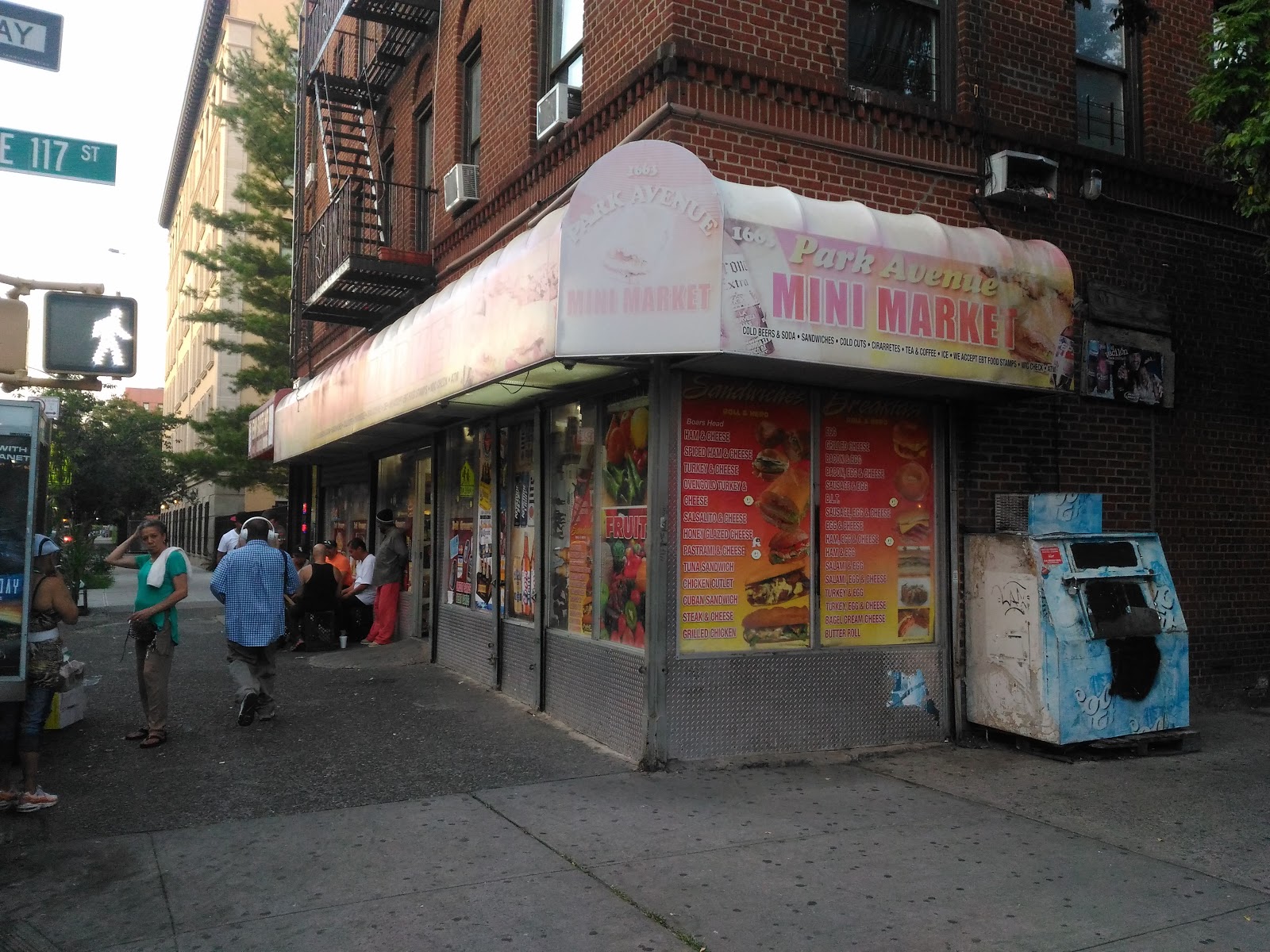 Photo of Park Ave Mini Market in New York City, New York, United States - 4 Picture of Food, Point of interest, Establishment, Store, Grocery or supermarket, Liquor store