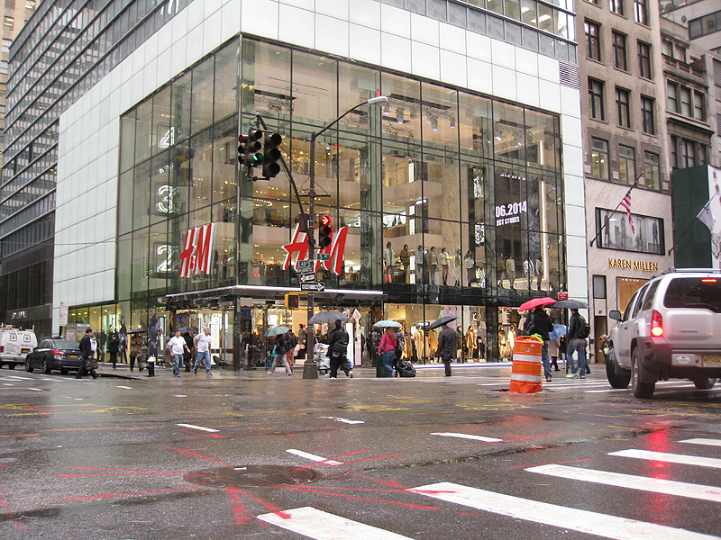 Photo of H&M in New York City, New York, United States - 1 Picture of Point of interest, Establishment, Store, Clothing store
