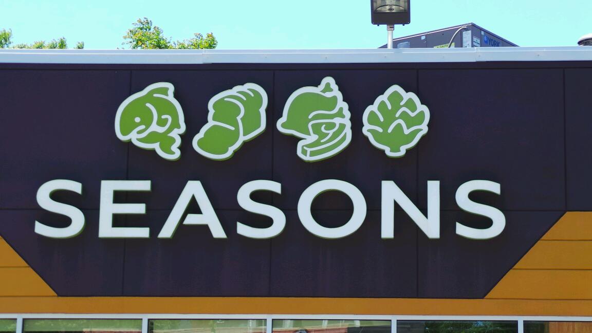 Photo of Seasons in Queens City, New York, United States - 2 Picture of Food, Point of interest, Establishment, Store, Grocery or supermarket