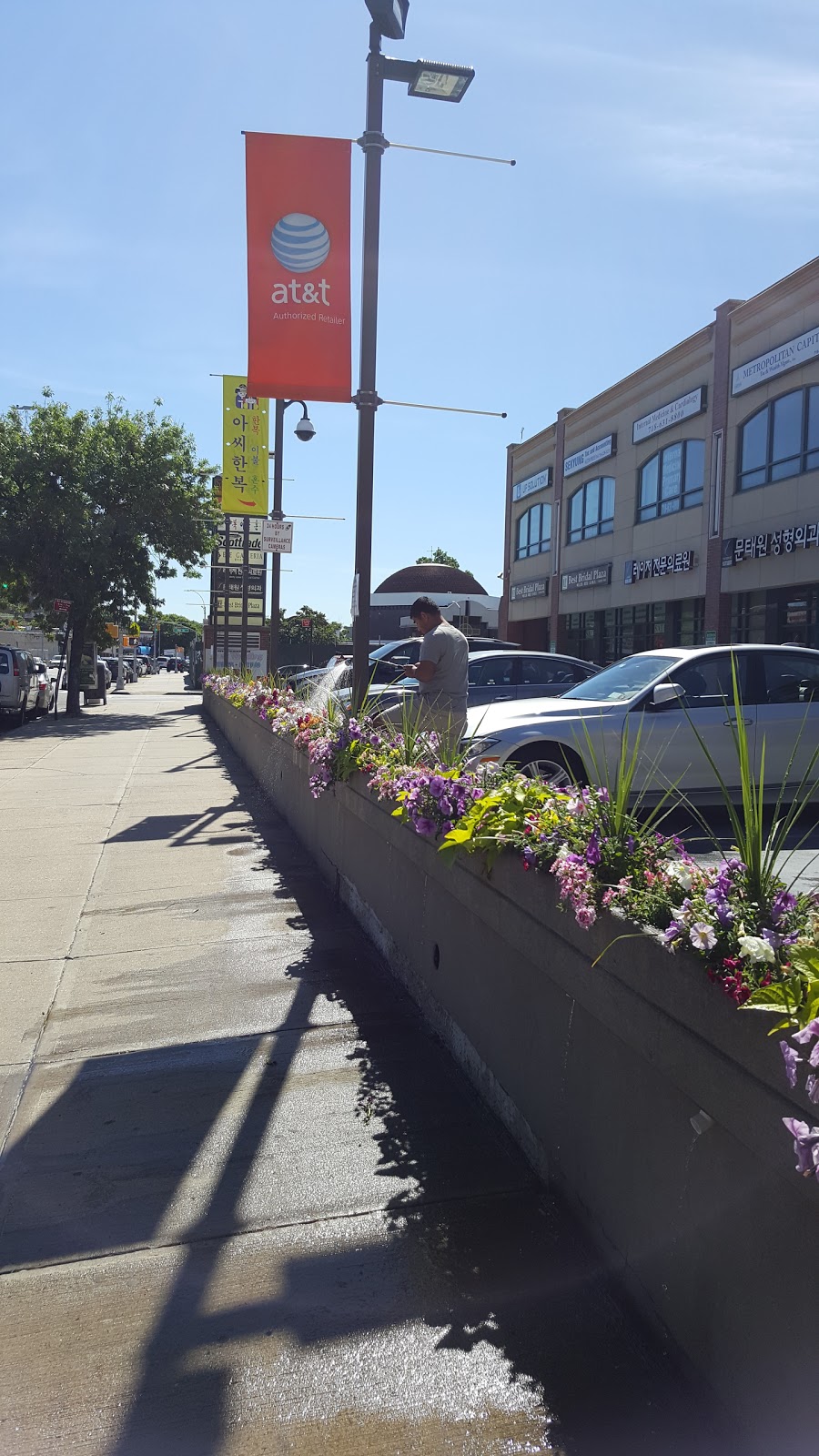 Photo of AT&T Authorized Retailer in Queens City, New York, United States - 2 Picture of Point of interest, Establishment, Store, Electronics store