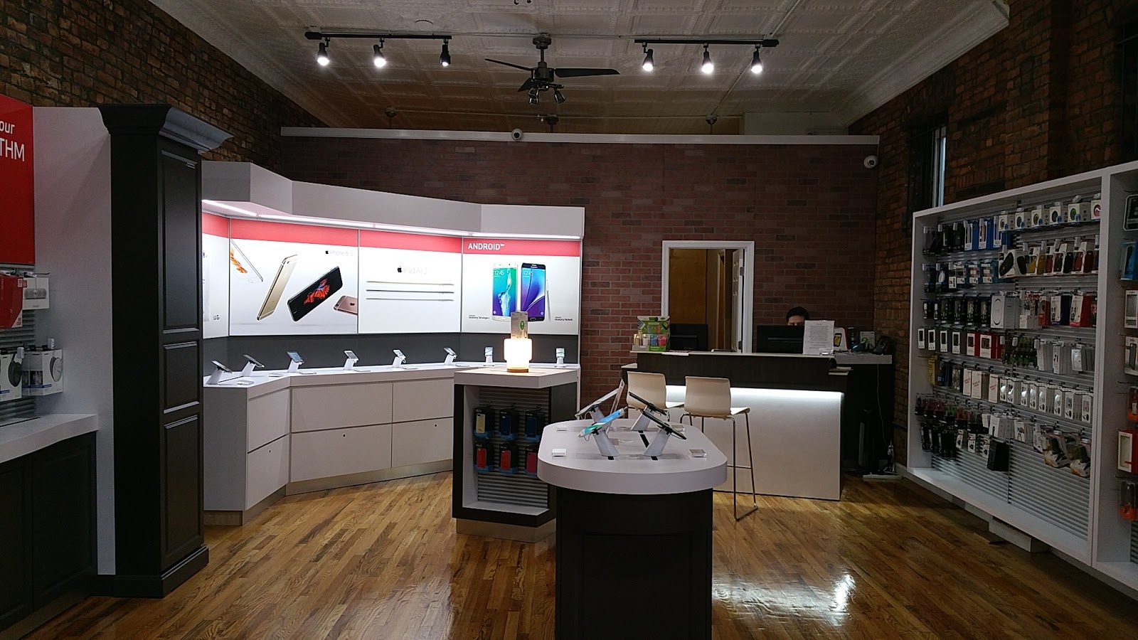 Photo of Verizon Wireless in Kings County City, New York, United States - 3 Picture of Point of interest, Establishment, Store