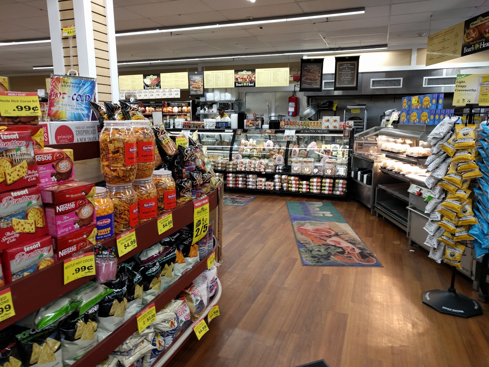 Photo of Manor Market in Pelham City, New York, United States - 1 Picture of Food, Point of interest, Establishment, Store, Grocery or supermarket