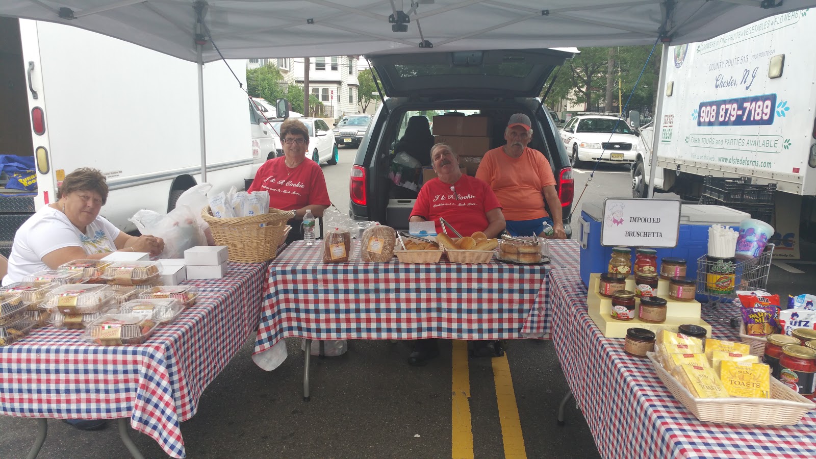 Photo of Kearny Farmers' Market in Kearny City, New Jersey, United States - 4 Picture of Food, Point of interest, Establishment