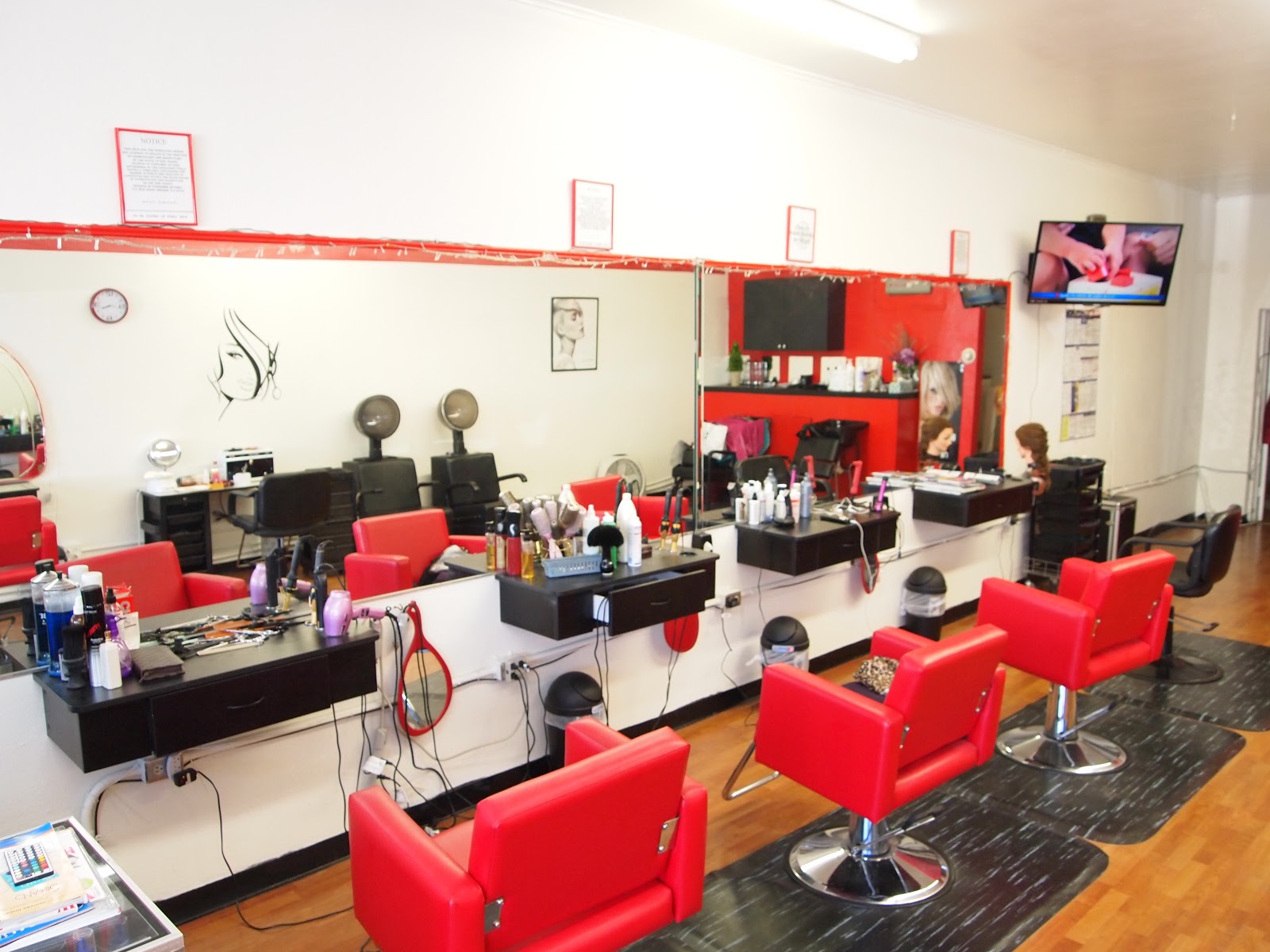 Photo of Susi Salon in Perth Amboy City, New Jersey, United States - 1 Picture of Point of interest, Establishment, Beauty salon