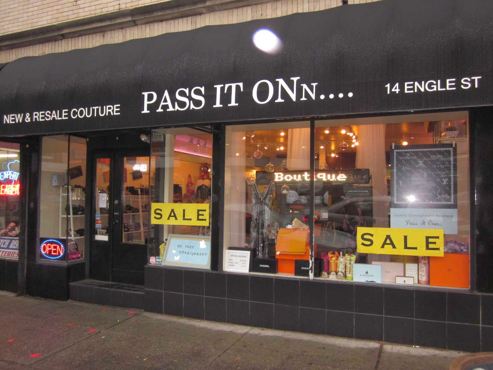 Photo of Pass It Onn in Englewood City, New Jersey, United States - 1 Picture of Point of interest, Establishment, Store, Clothing store