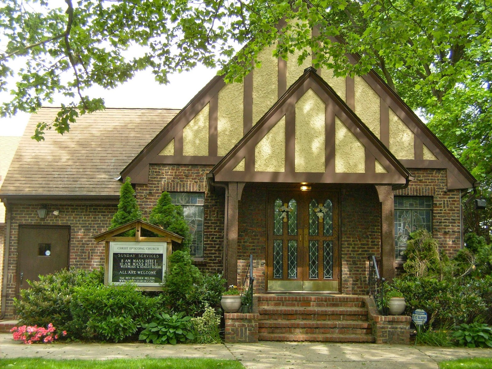 Photo of Christ Episcopal Church in Garden City, New York, United States - 1 Picture of Point of interest, Establishment, Church, Place of worship