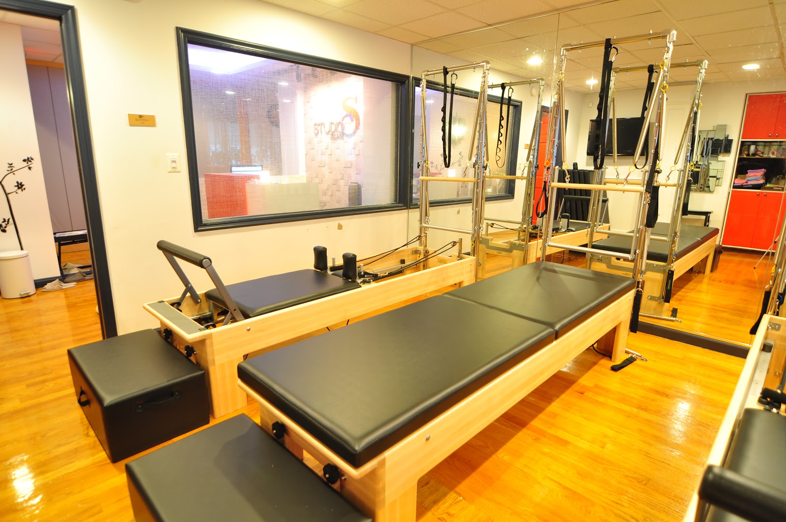 Photo of Studio Square S in Queens City, New York, United States - 6 Picture of Point of interest, Establishment, Health, Gym