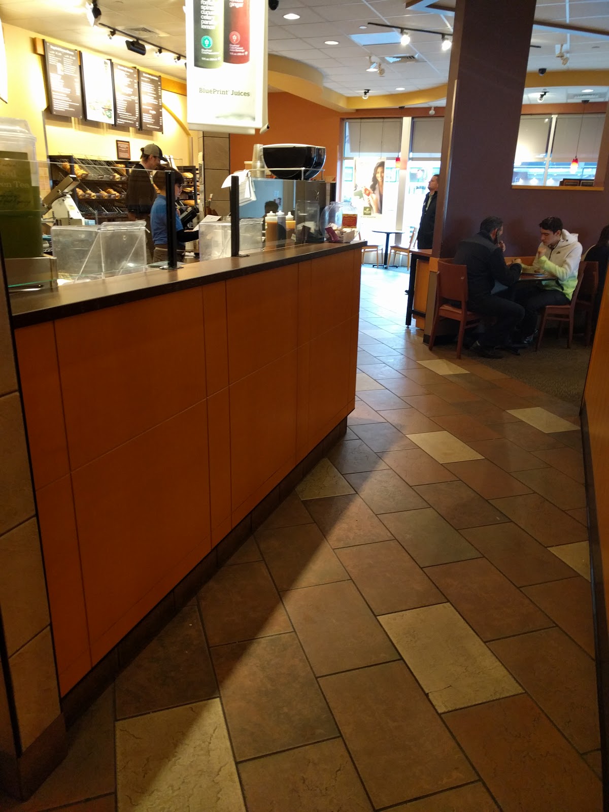 Photo of Panera Bread in Rockville Centre City, New York, United States - 1 Picture of Restaurant, Food, Point of interest, Establishment, Store, Meal takeaway, Cafe, Bakery