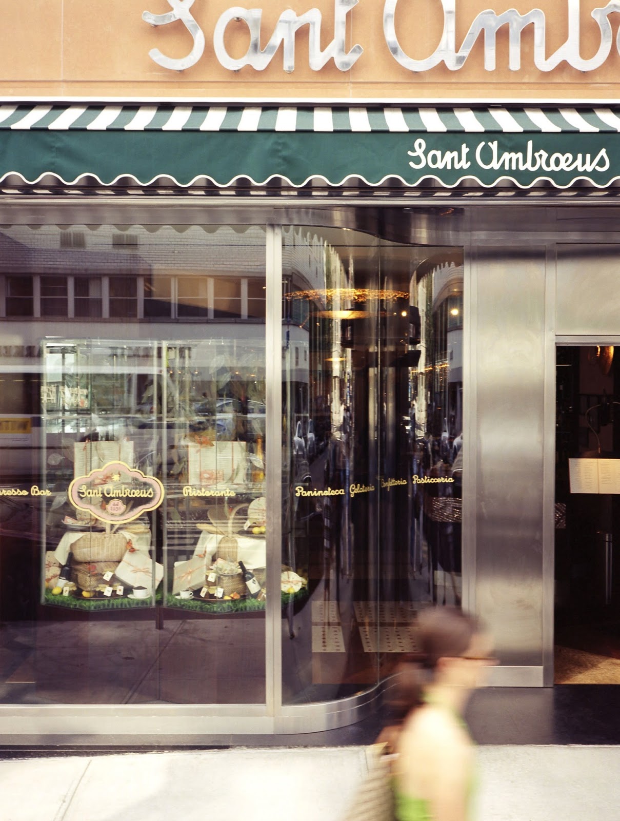 Photo of Sant Ambroeus in New York City, New York, United States - 1 Picture of Restaurant, Food, Point of interest, Establishment, Bar