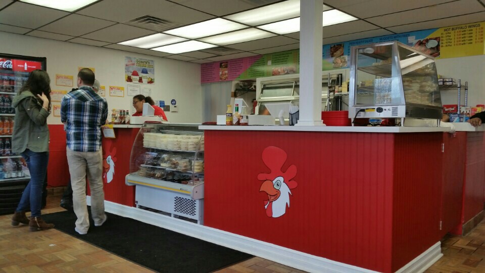 Photo of Colonia Fried Chicken in Woodbridge Township City, New Jersey, United States - 1 Picture of Restaurant, Food, Point of interest, Establishment