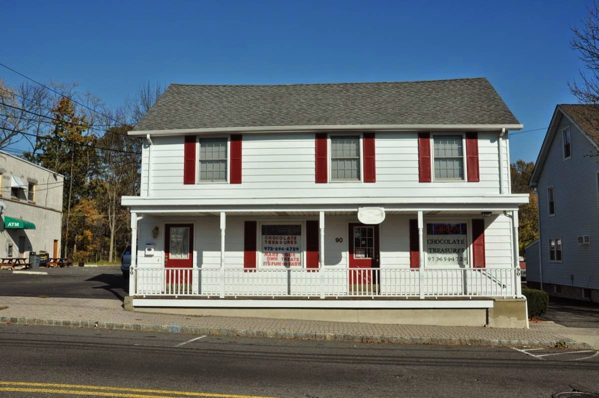 Photo of Chocolate Treasures in Wayne City, New Jersey, United States - 1 Picture of Food, Point of interest, Establishment, Store