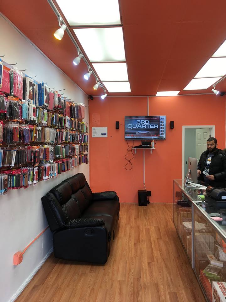 Photo of Parkchester Wireless and electronics in Bronx City, New York, United States - 5 Picture of Point of interest, Establishment, Store