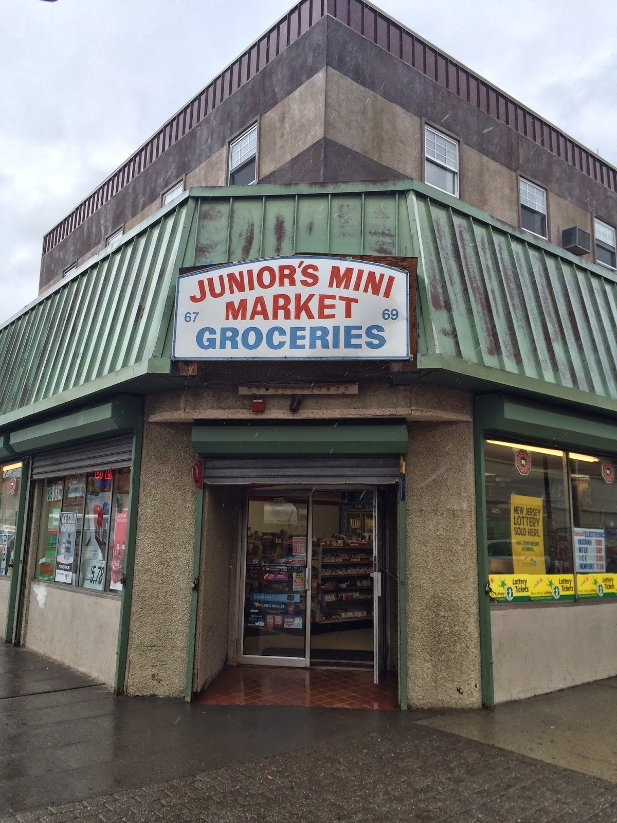 Photo of Juniors Mini Mart in Englewood City, New Jersey, United States - 2 Picture of Food, Point of interest, Establishment, Store, Convenience store