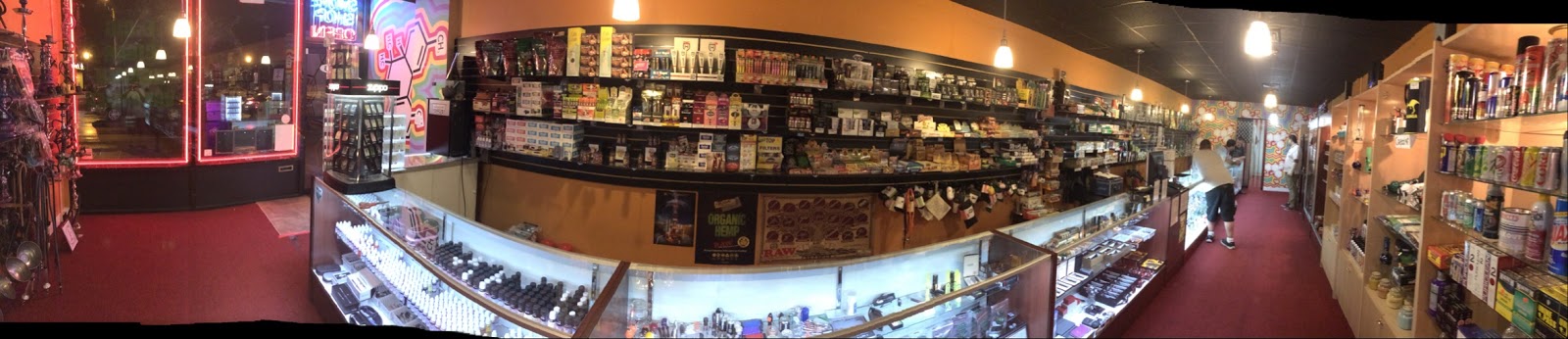 Photo of Mad King Smoke Shop in Oceanside City, New York, United States - 2 Picture of Point of interest, Establishment, Store